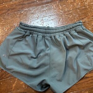Green Hotty Hot Lined Short 2.5" in Size 4